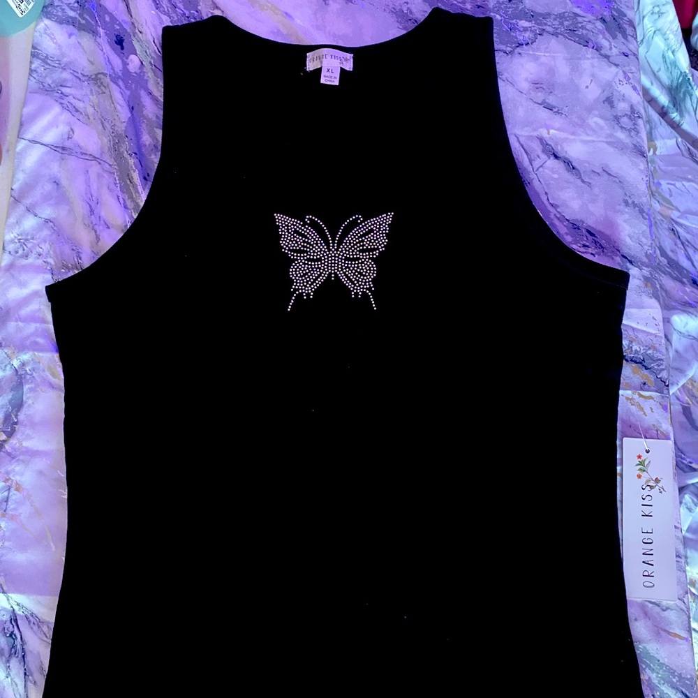 Butterfly tank